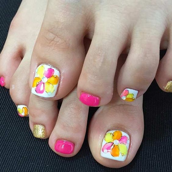 18+ Stunning Spring Toe Nail Designs 2023