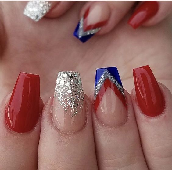 30+ Latest Red White And Blue Nail Designs 2023