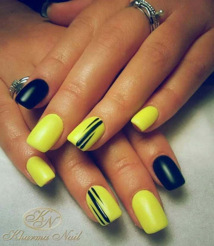 30+ Amazing Neon Yellow Nail Designs 2023