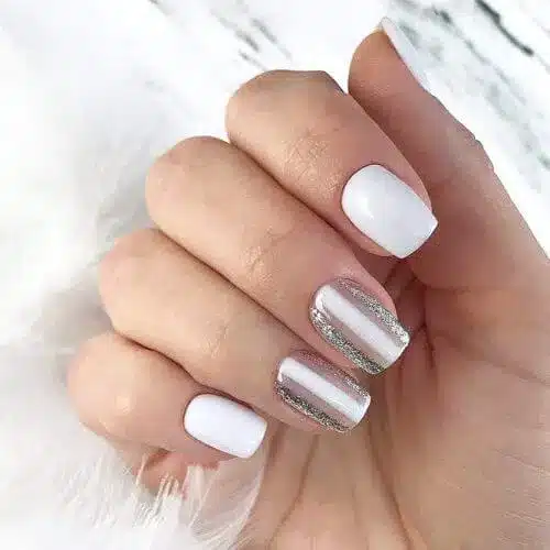 30+ Latest Graduation Nails That Are Best For Your Big Day