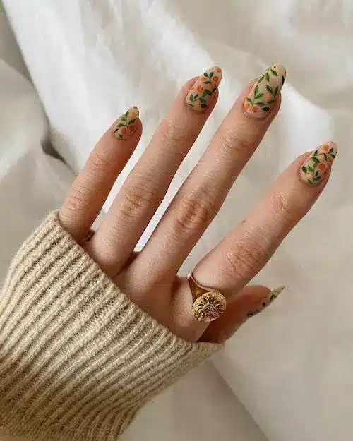 30+ Latest Graduation Nails That Are Best For Your Big Day