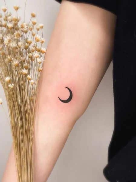 Crescent Moon Tattoo Meaning Tattoo Ideas and Symbolism Explained  Saved  Tattoo