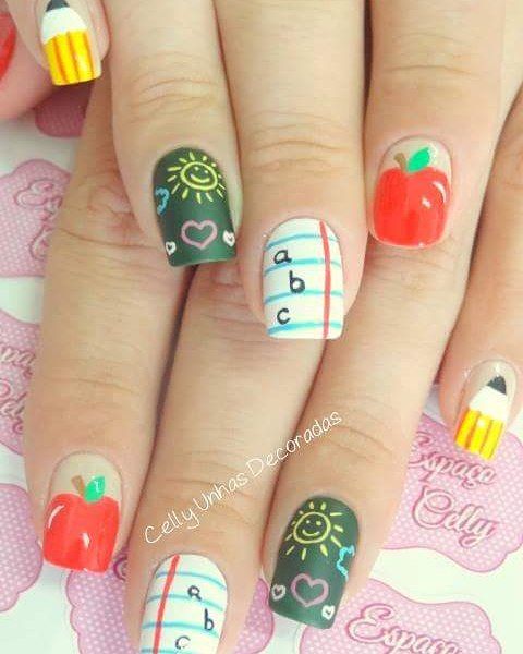 60+ Beautiful Back To School Nails 2023