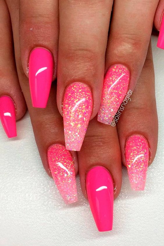 50+ Bright Pink Nail Designs