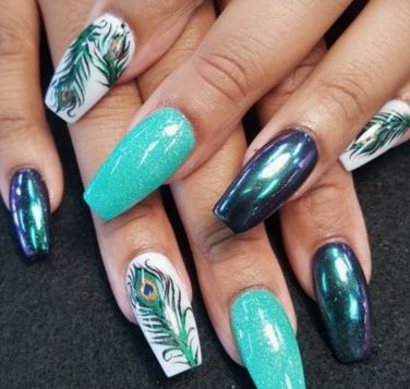 60+ Beautiful Chrome Nail Designs 2023