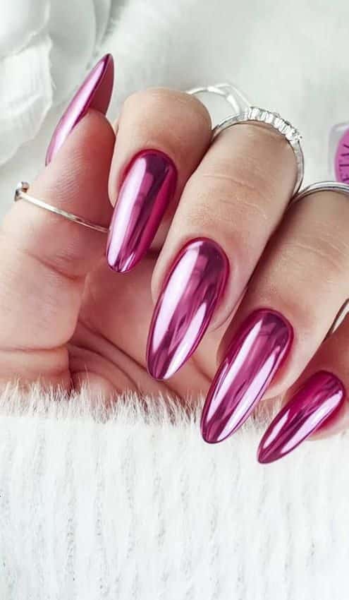 60+ Beautiful Chrome Nail Designs 2023