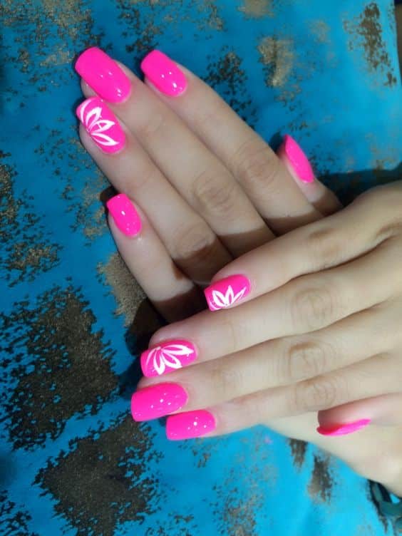 50+ Bright Pink Nail Designs