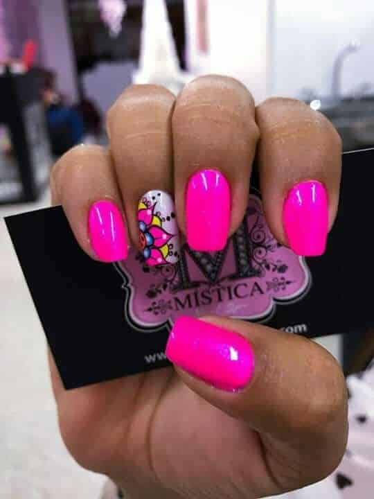 50+ Bright Pink Nail Designs