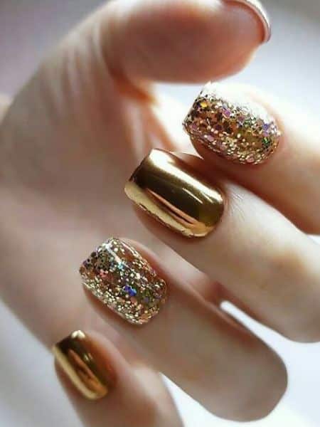 60+ Beautiful Chrome Nail Designs 2023