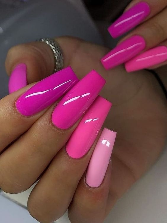 50+ Bright Pink Nail Designs