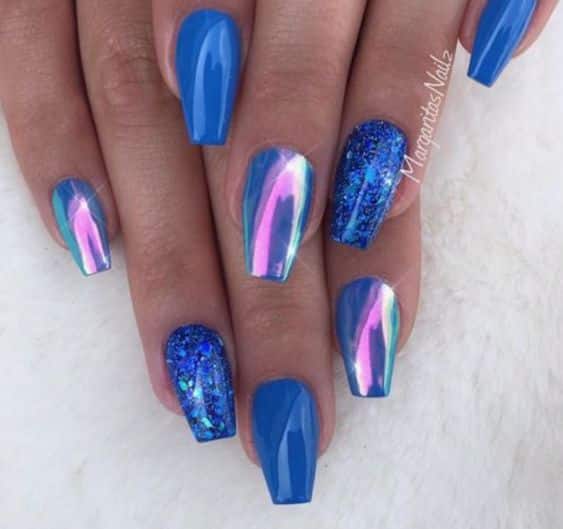 60+ Beautiful Chrome Nail Designs 2023