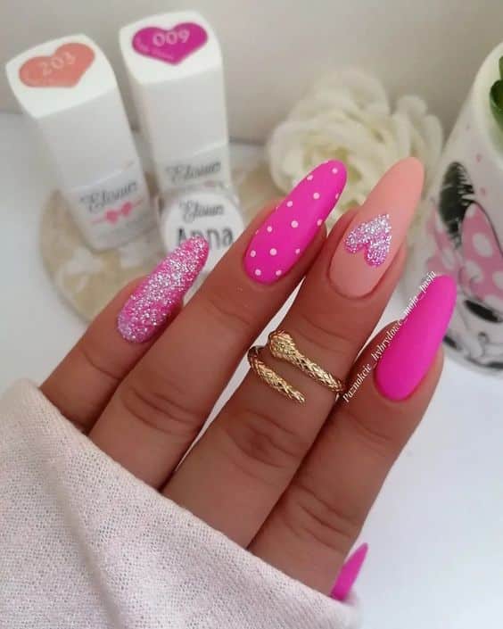 50+ Bright Pink Nail Designs