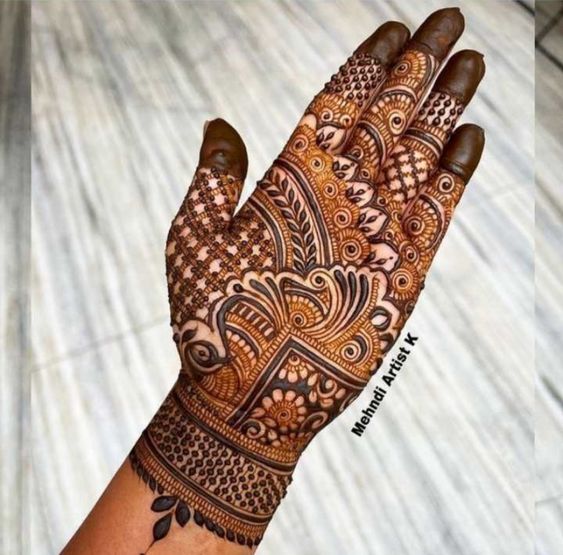 60+ Trendy Diwali Mehndi Designs 2023