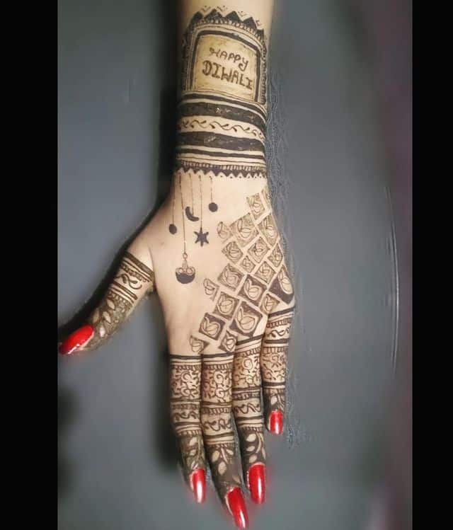 60+ Trendy Diwali Mehndi Designs 2023