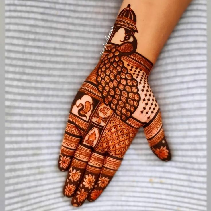 60+ Trendy Diwali Mehndi Designs 2023