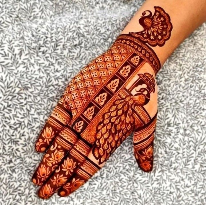 60+ Trendy Diwali Mehndi Designs 2023