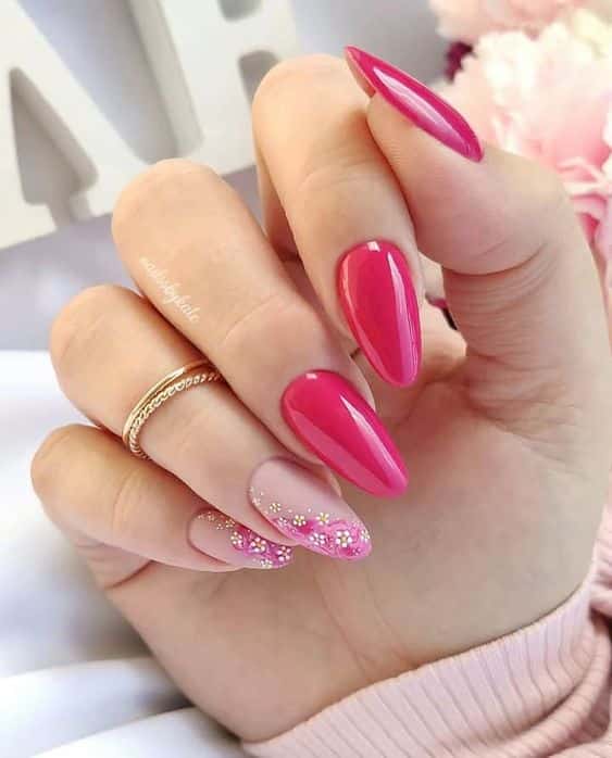 33+ Beautiful Light Pink Nail Designs