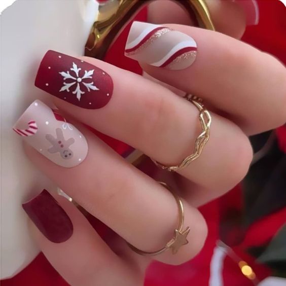 51+ Trendy Short Christmas Nails