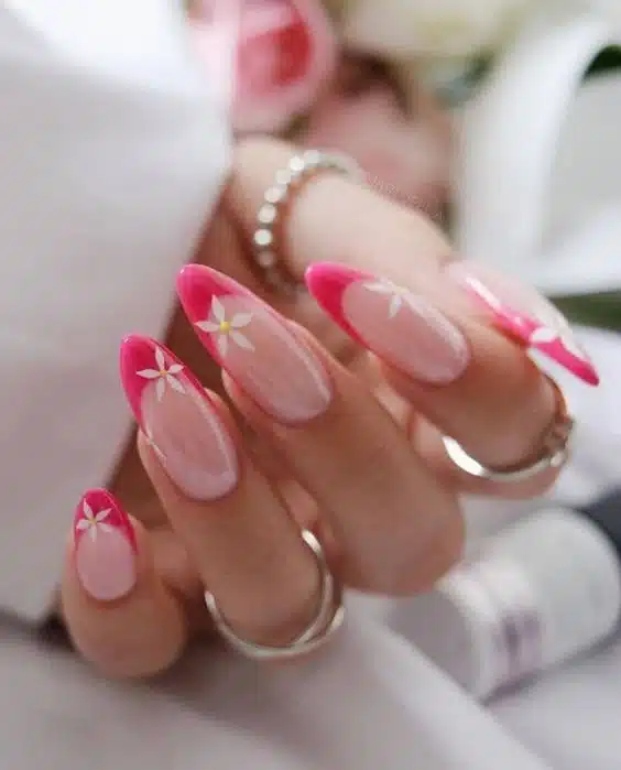 33+ Beautiful Light Pink Nail Designs