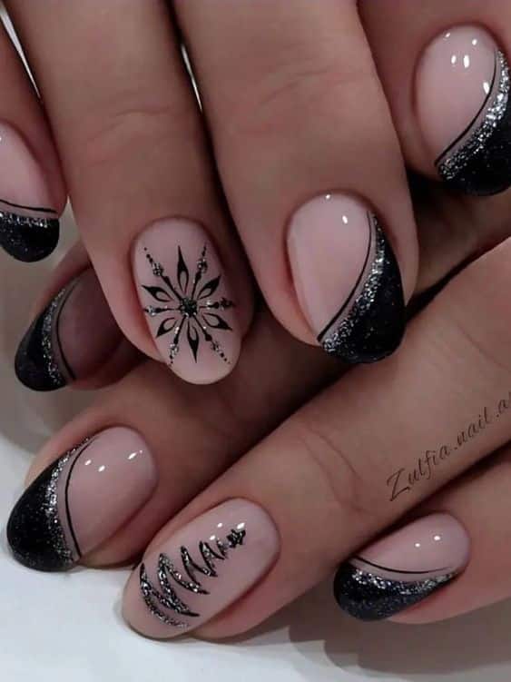 51+ Trendy Short Christmas Nails