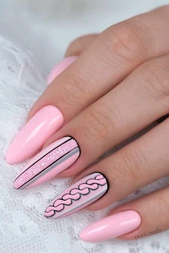 33+ Beautiful Light Pink Nail Designs