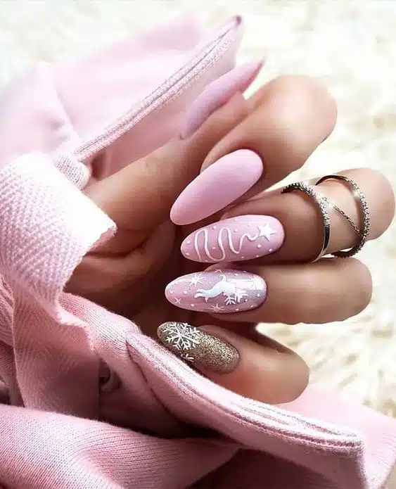 33+ Outstanding Pink Christmas Nails