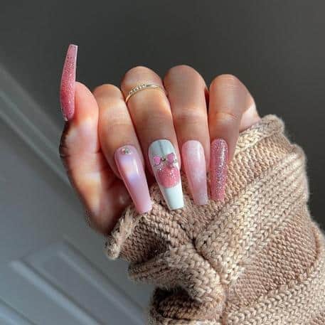 33+ Outstanding Pink Christmas Nails