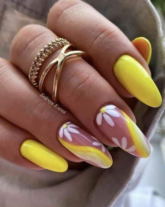 27+ Summer Yellow Nail Designs 2024