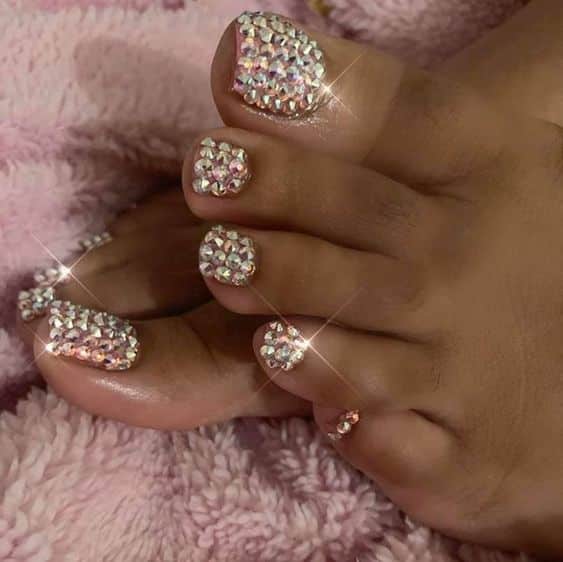 41+ Beautiful Toe Nail Designs With Diamonds 2024