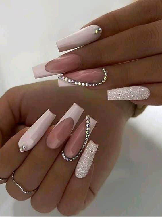 29+ Gorgeous White Nail Designs With Rhinestones 2024