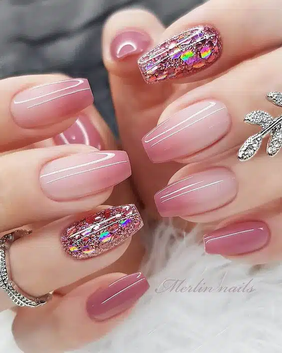 39+ Gorgeous Glitter Nail Designs 2024