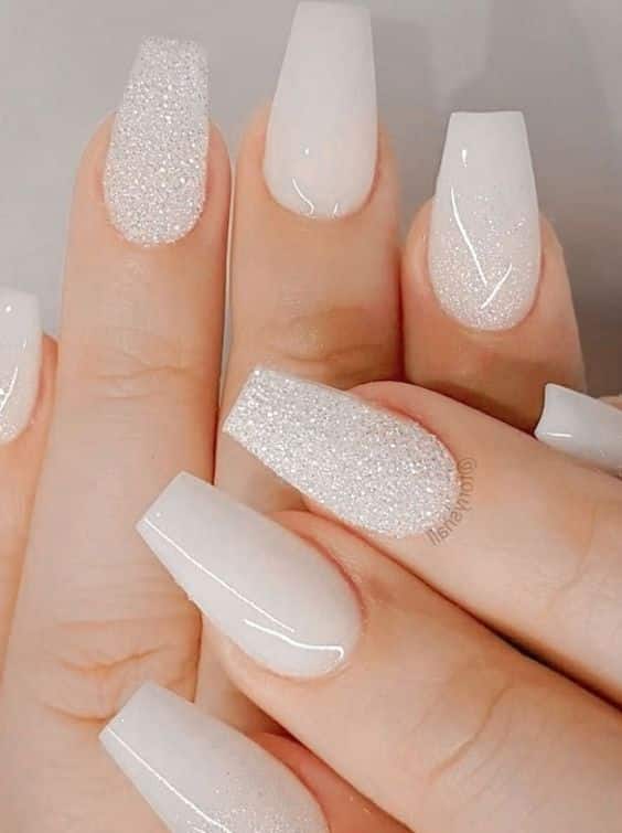 28+ Beautiful Cute White Nail Designs 2024