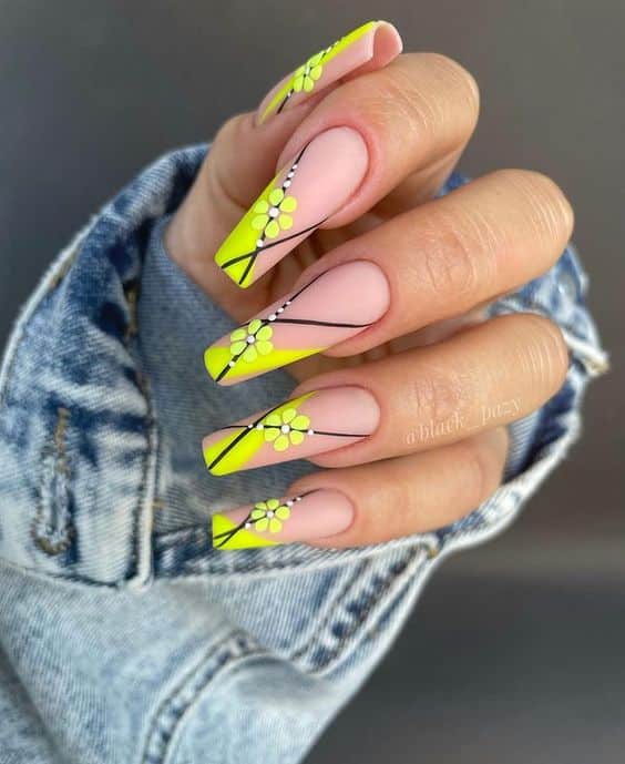 27+ Summer Yellow Nail Designs 2024