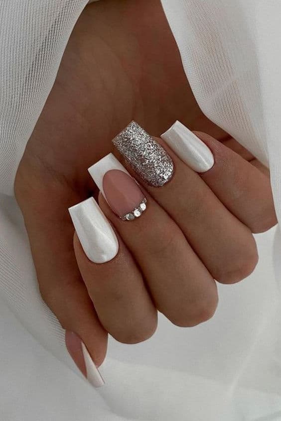 29+ Gorgeous White Nail Designs With Rhinestones 2024