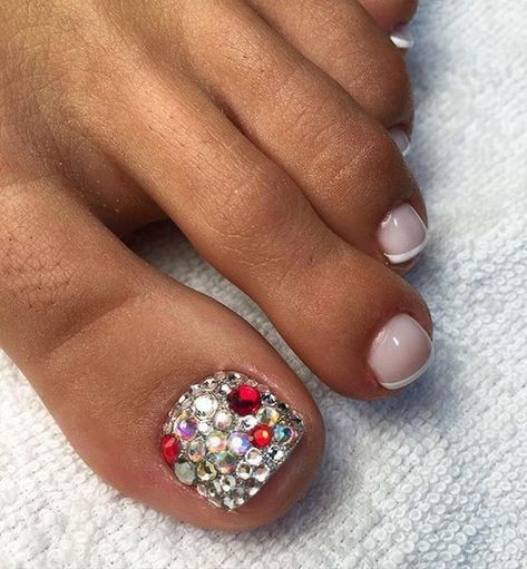 41+ Beautiful Toe Nail Designs With Diamonds 2024