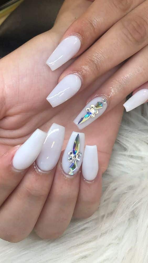 29+ Gorgeous White Nail Designs With Rhinestones 2024