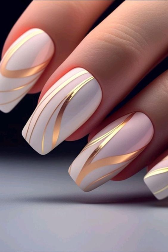 37+ Superb White Chrome Nail Designs 2024