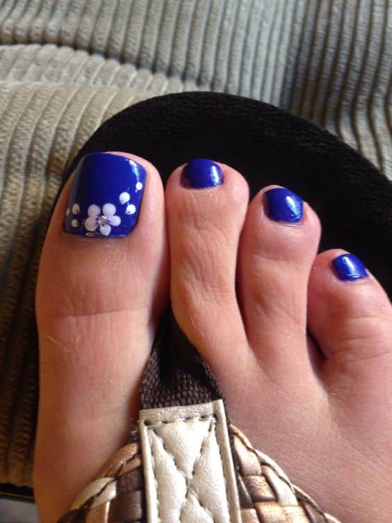 49+ Elegant Blue Toe Nail Designs 2024