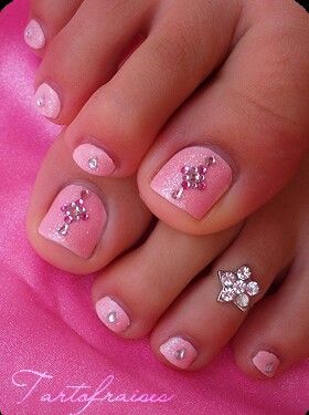 41+ Beautiful Toe Nail Designs With Diamonds 2024