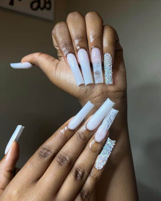 28+ Beautiful Cute White Nail Designs 2024