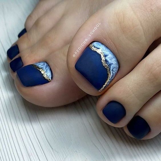 49+ Elegant Blue Toe Nail Designs 2024