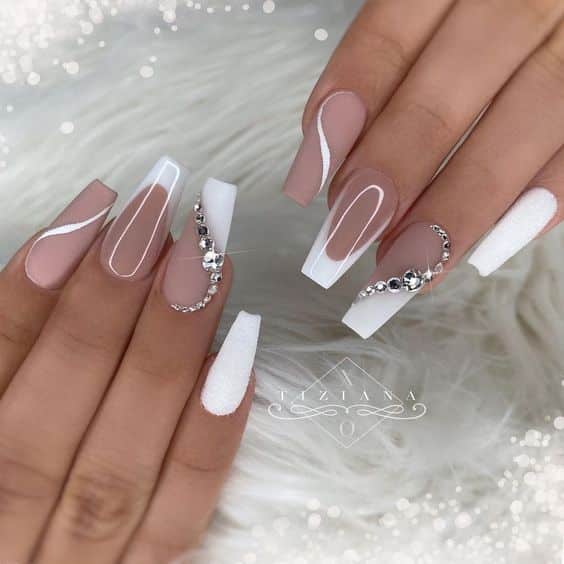 29+ Gorgeous White Nail Designs With Rhinestones 2024