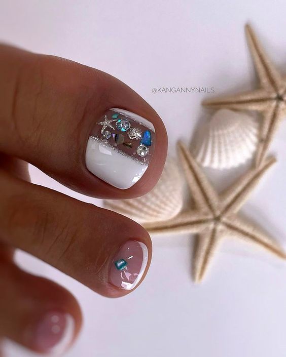 41+ Beautiful Toe Nail Designs With Diamonds 2024