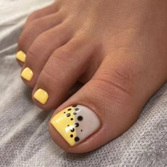 52+ Beautiful Yellow Toe Nail Designs 2024