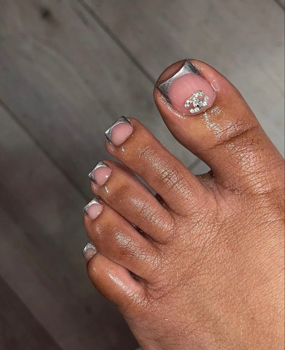 50+ Gorgeous Glitter French Toe Nail Designs 2024