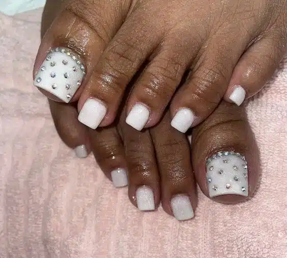 47+ Bling Toe Nail Designs With Rhinestones 2025
