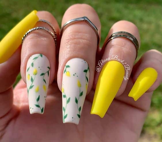 27+ Summer Yellow Nail Designs 2024