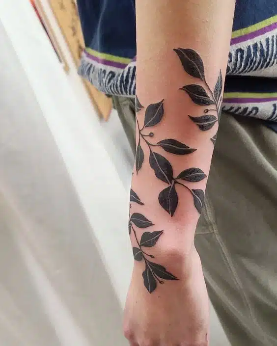 60+Beautiful Wraparound Tattoo Designs