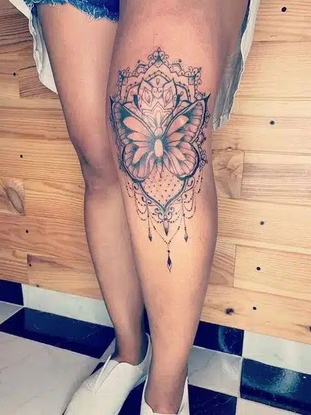 60+ Fabulous Knee Tattoo Words