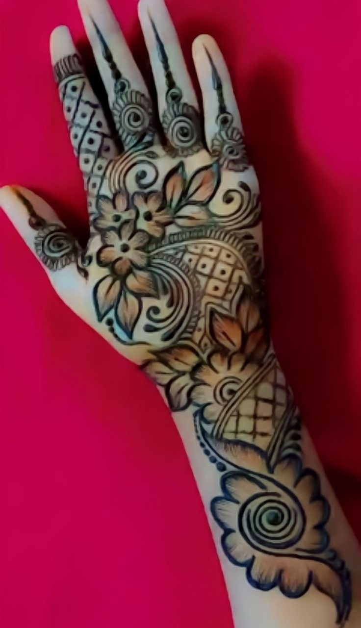 90+ Simple Mehndi Designs For 2025